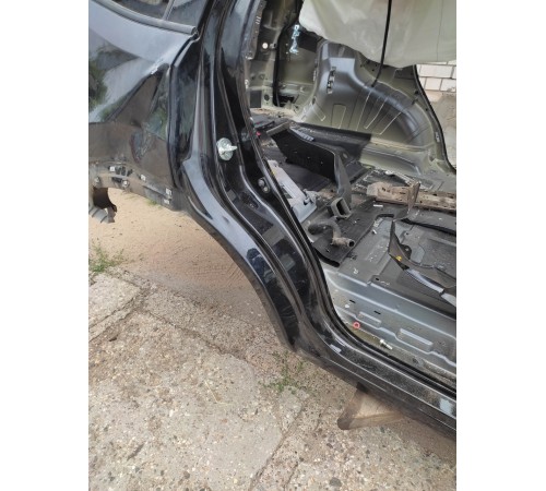 Порог с центральной стойкой (правый)