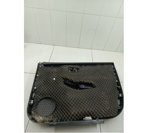 Обшивка двери передняя левая