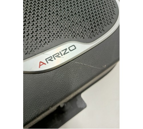 Обшивка двери передняя левая