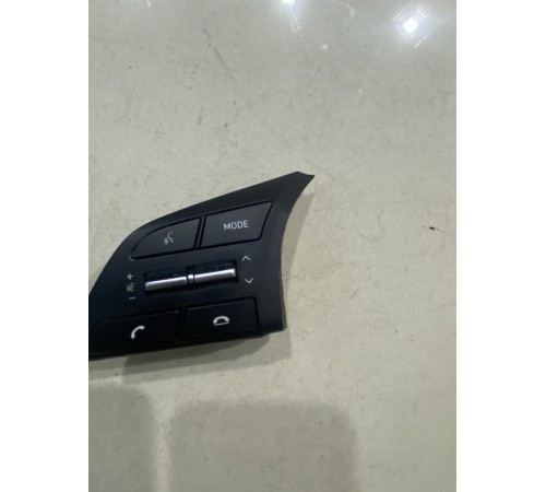 Блок кнопок руля(левый)