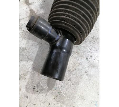 Передняя пневмостойка левая