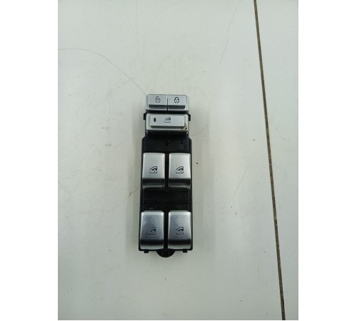 Блок управления стеклоподъемниками передний левый