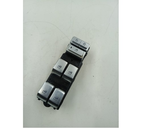 Блок управления стеклоподъемниками передний левый