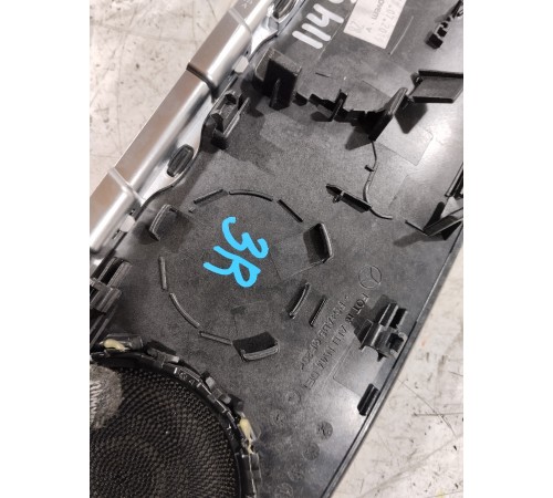 Накладка обшивки двери задняя правая