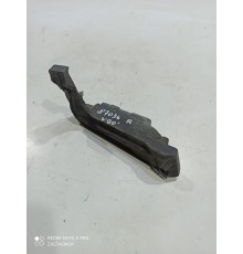 Уплотнитель капота правый