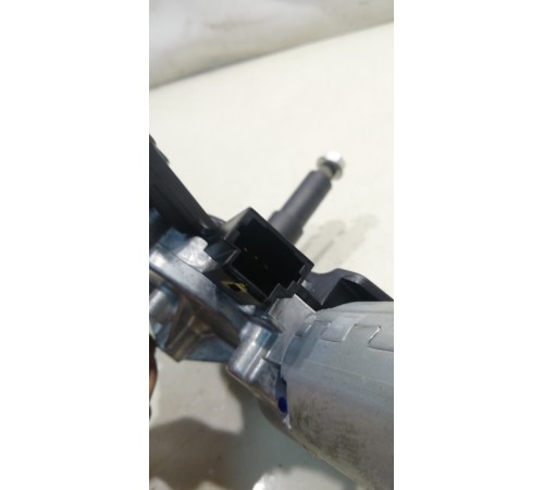 Моторчик заднего дворника (поводка)