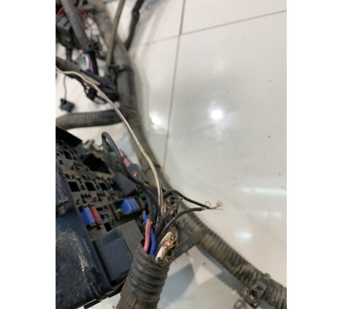 Электропроводка монтажного блока