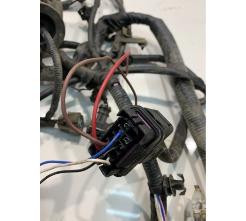 Электропроводка монтажного блока