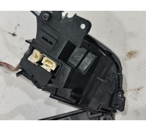 Кнопки руля многофункциональные