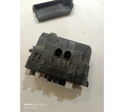 Блок предохранителей