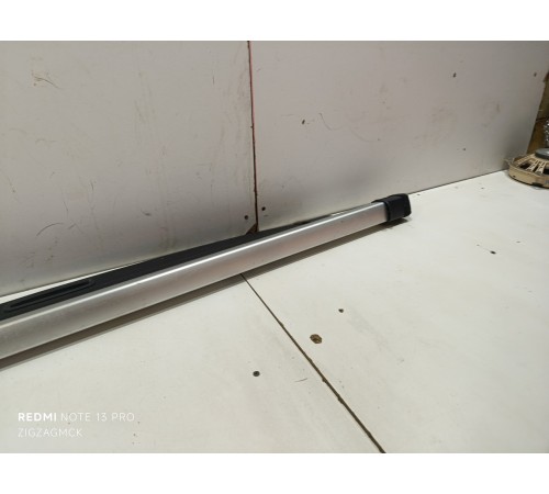 Шторка багажника