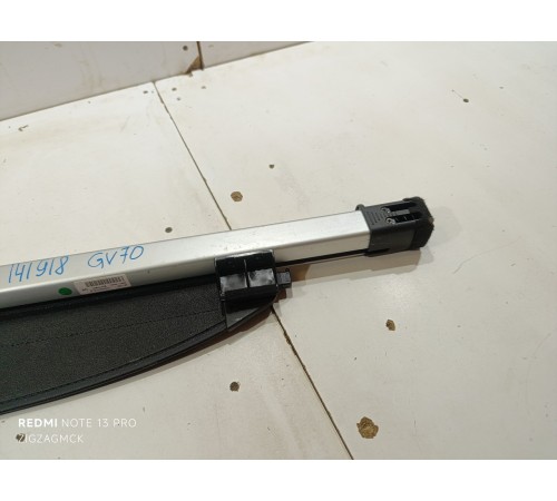 Шторка багажника