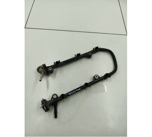 Рампа топливная с регулятором давления