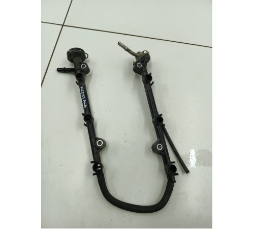 Рампа топливная с регулятором давления