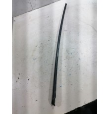 Молдинг лобового стекла левый