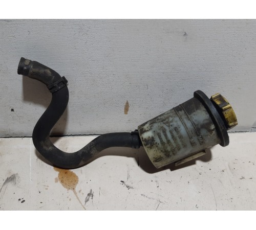 Бачок гидроусилителя