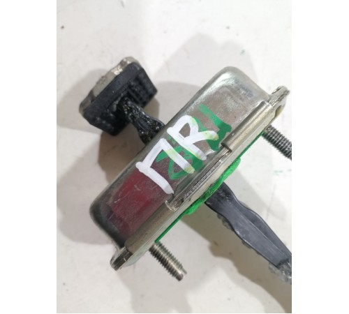 Ограничитель двери передний правый