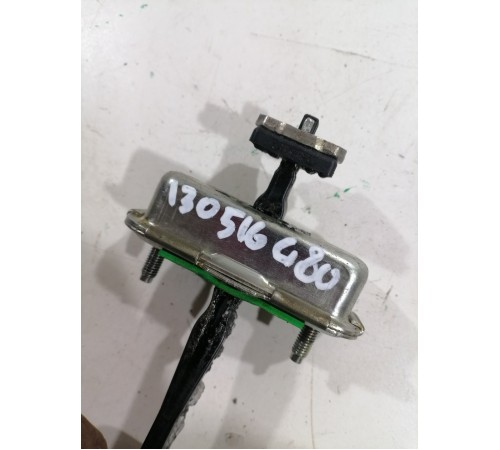 Ограничитель двери передний правый