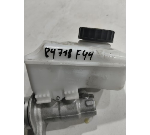 Главный тормозной цилиндр