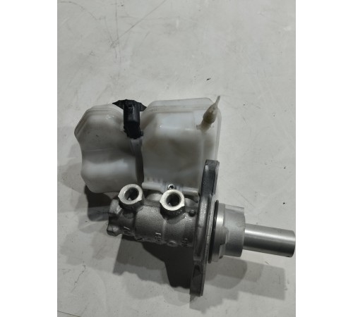 Главный тормозной цилиндр