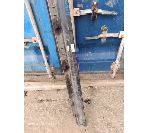 Рейлинг крыши правый