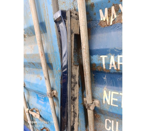 Рейлинг крыши правый