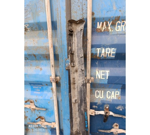 Рейлинг крыши правый