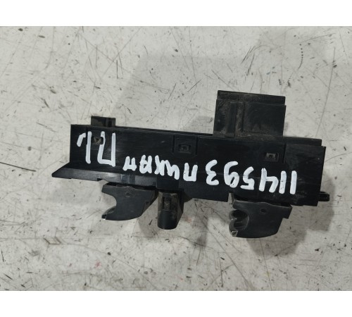 Блок управления стеклоподъемниками передний левый