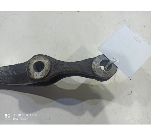 Кронштейн(крепление) кузова передний правый