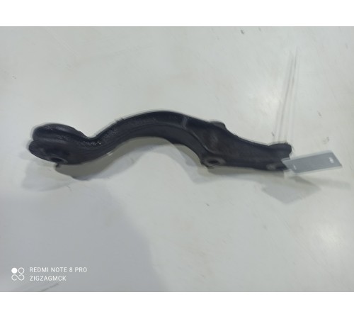 Кронштейн(крепление) кузова передний правый