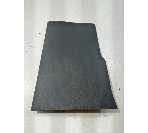 Накладка центральной консоли левая