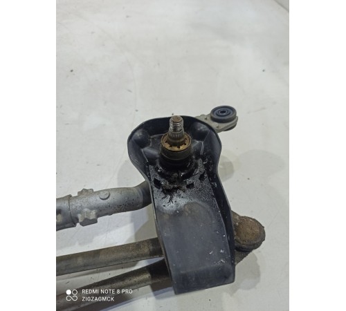 Трапеция стеклоочистителей в сборе