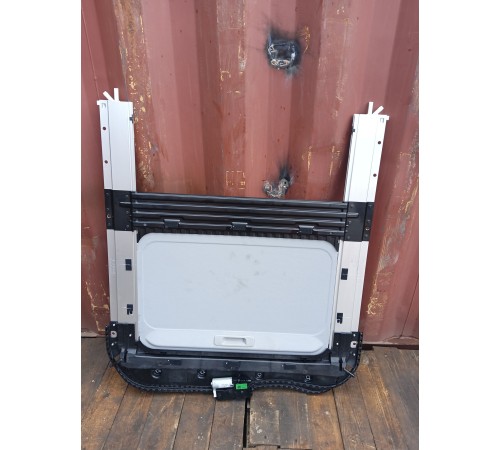 Люк крыши электрический (панорама) в сборе