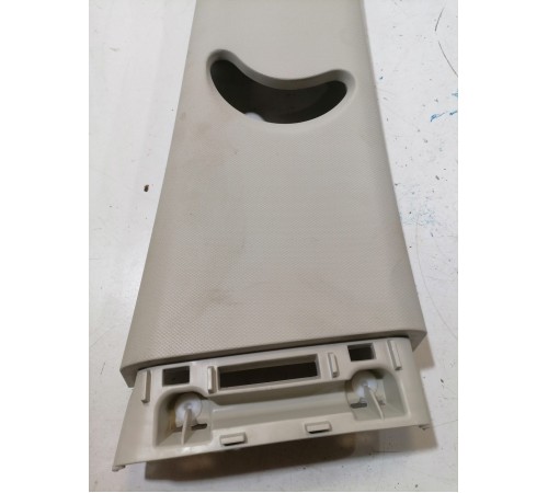 Обшивка центральной стойки левая верхняя