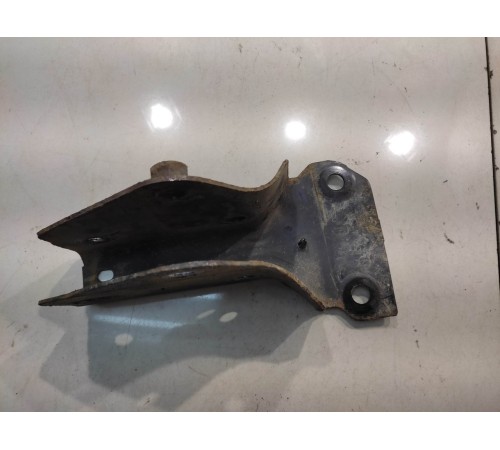 Кронштейн задней подвески