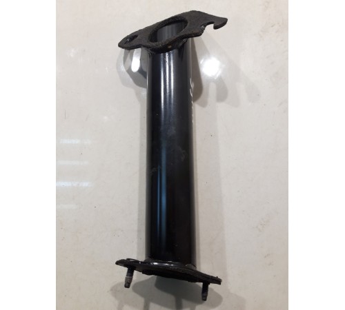 Кронштейн (правый)