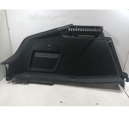 Обшивка багажника левая