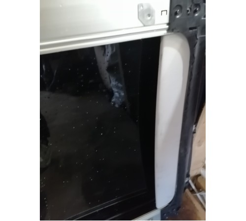 Люк в сборе