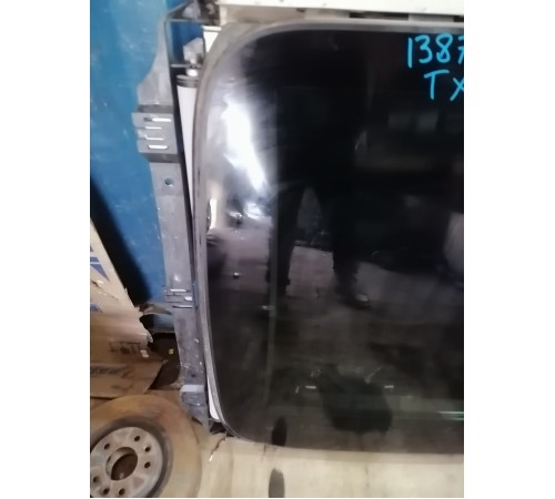 Люк в сборе