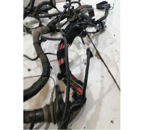 Электропроводка подкапотная с монтажным блоком