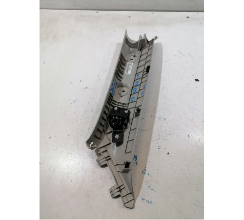 Стойка лобового стекла правая