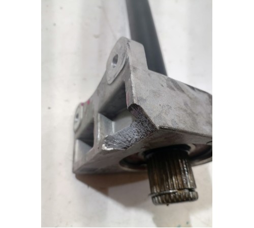 Промежуточный вал передний правый