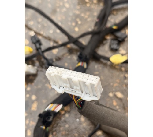 Электропроводка под торпедо