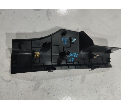 Накладка порога задняя левая