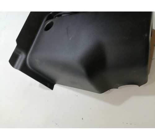 Обшивка рулевой колонки нижняя