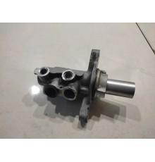 Главный тормозной цилиндр