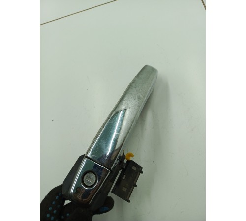 Ручка двери наружная передняя левая