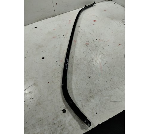 Накладка (молдинг) кузова