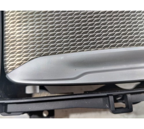 Ящик центральной консоли