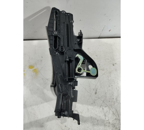 Ящик центральной консоли